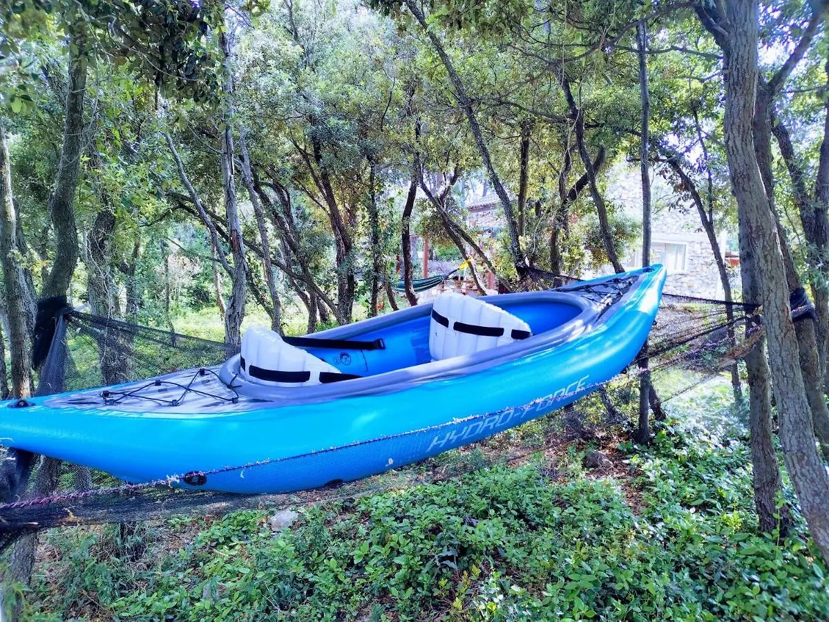 샬레 Isolated, 30M To Sea, Viktoria S Cottage 칼리